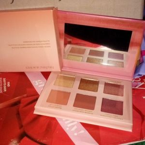 NWT⭐ Warm hues eye shadows